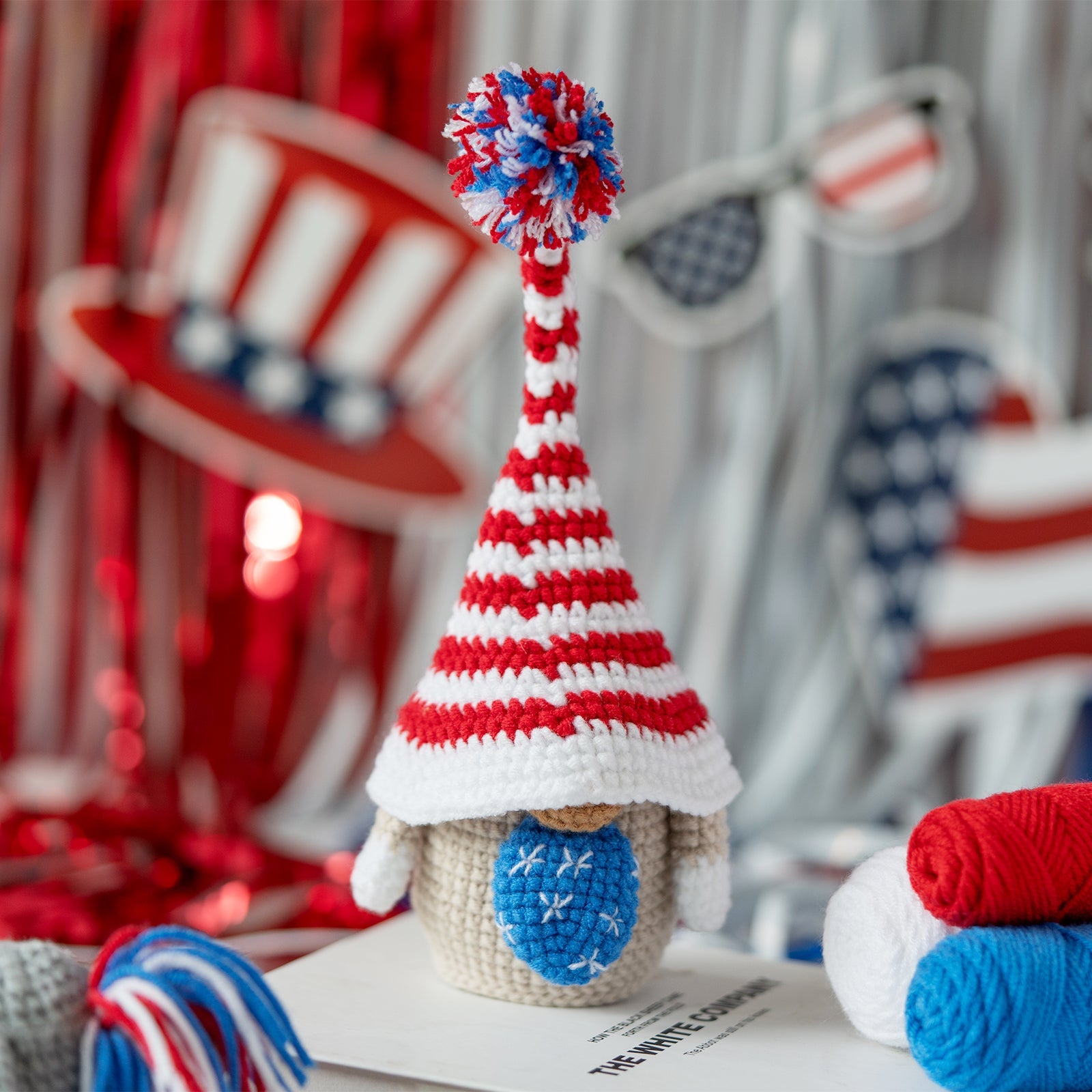 Patriotic Gnome Amigurumi DIY Crochet Kit Wizardi F07N8-M195 Wizardi