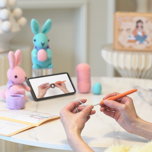 Rabbits Amigurumi DIY Crochet Kit Wizardi F07N8-M172 Wizardi