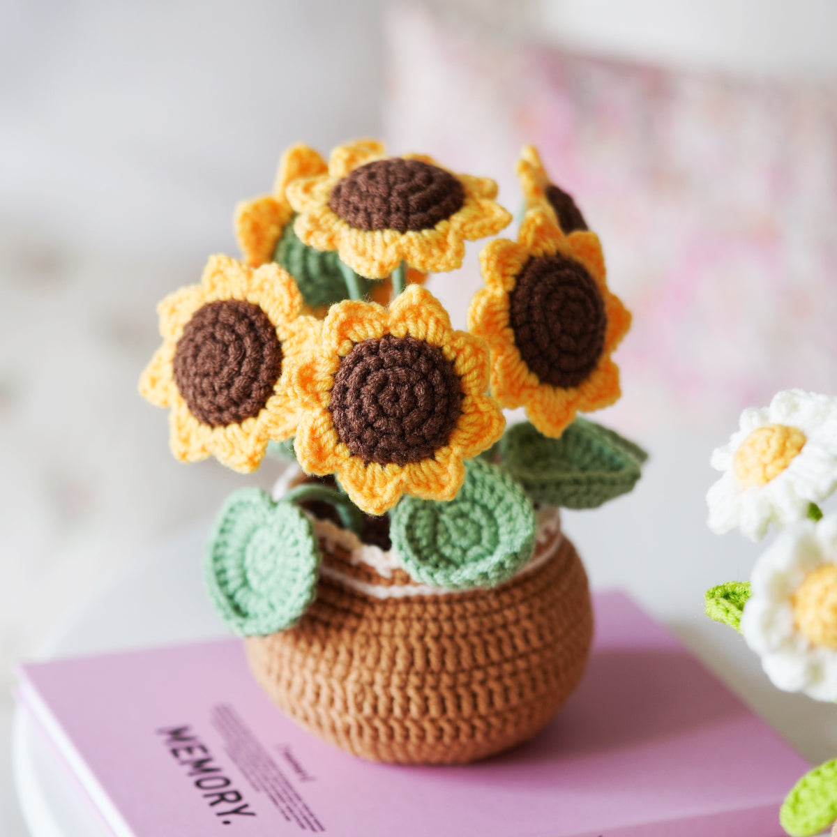 Sunflowers. Potted Flower Amigurumi DIY Crochet Kit Wizardi F07N8-M28 Wizardi