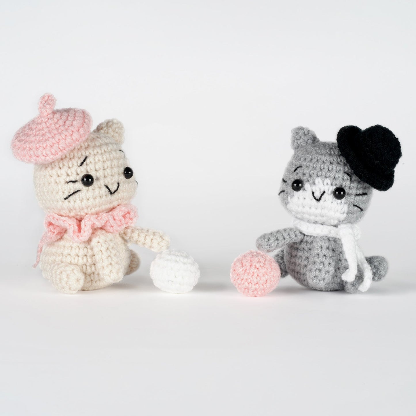 Cats Amigurumi DIY Crochet Kit Wizardi F07N8-M123 Wizardi