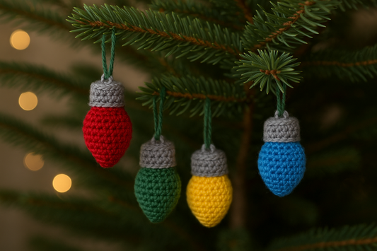 Christmas Light Bulb Crochet Pattern PDF | Easy Christmas Garland Ornament Pattern | Crochet Holiday Decoration | Amigurumi Christmas Lights Pattern BBM