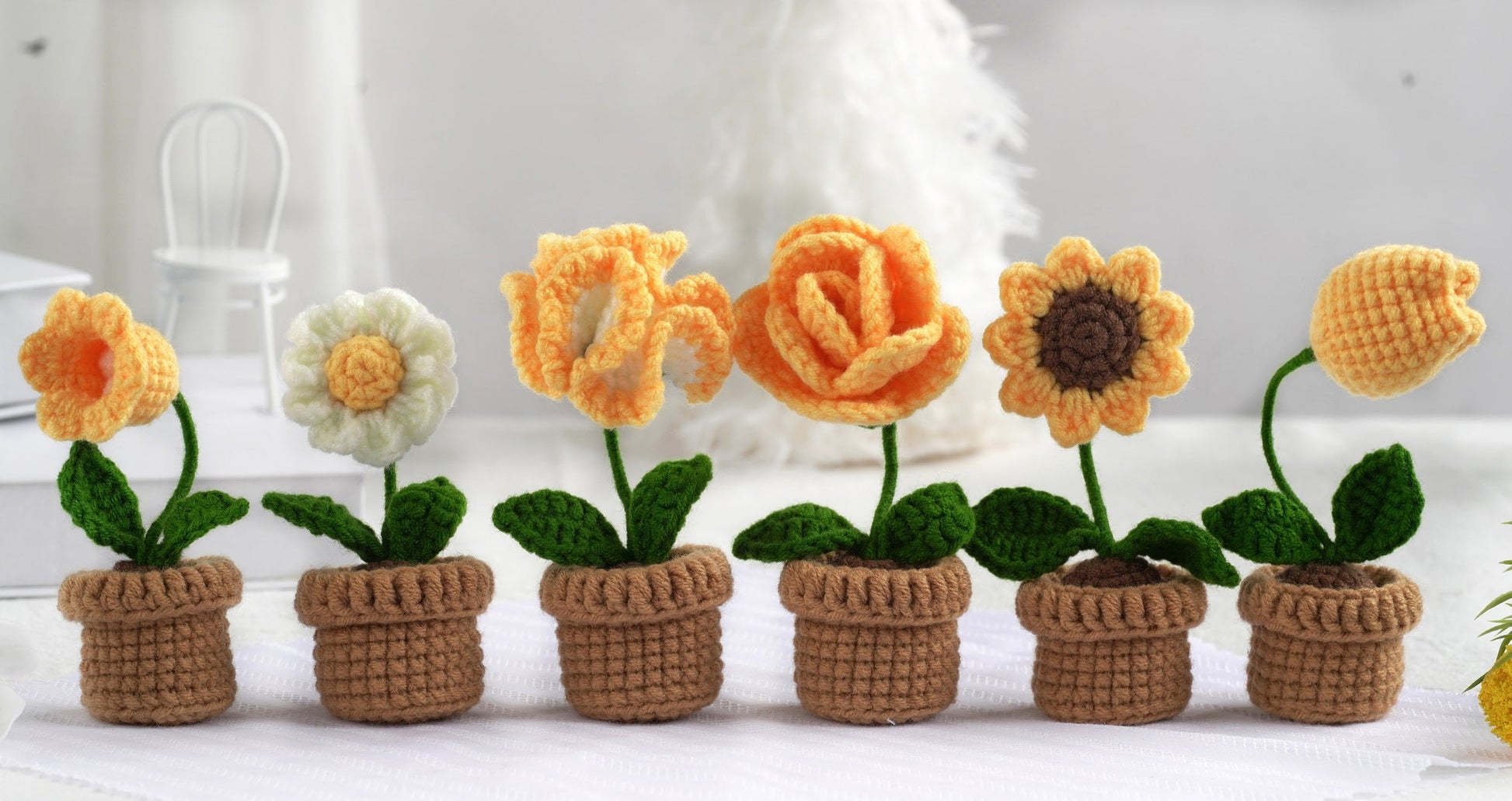 Yellow Flowers. Potted Flower Amigurumi DIY Crochet Kit Wizardi F07N8-M19 Wizardi