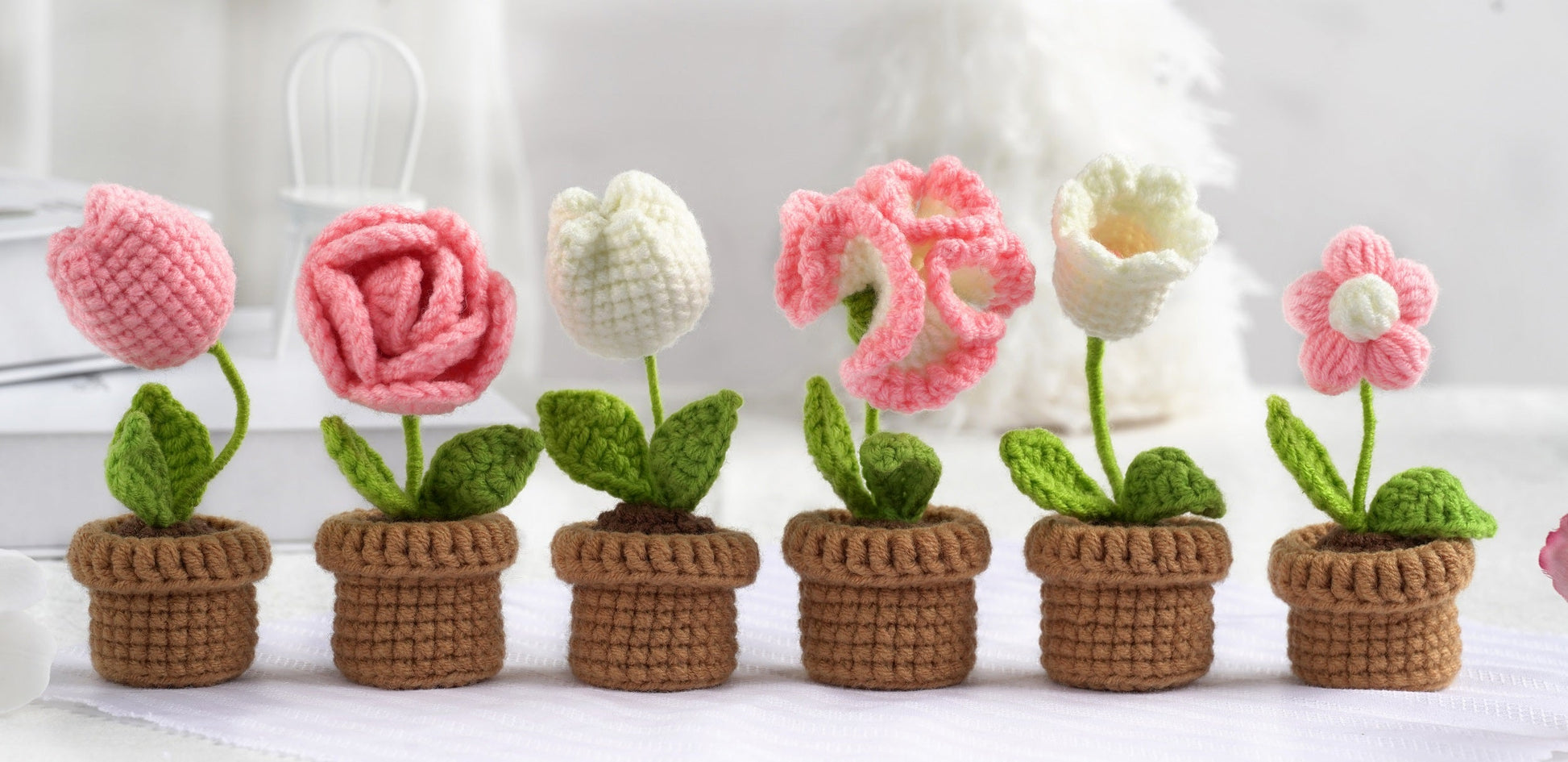 Pink and White Flowers. Potted Flower Amigurumi DIY Crochet Kit Wizardi F07N8-M23 Wizardi
