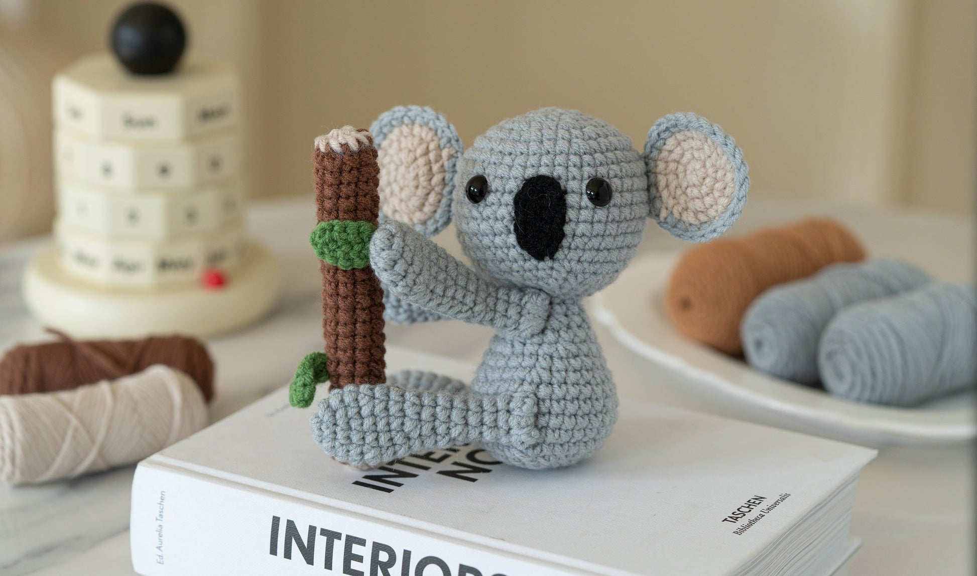 Sloth and Koala Amigurumi DIY Crochet Kit Wizardi F07N8-M207 Wizardi