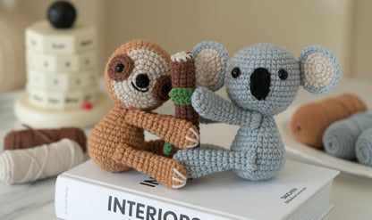 Sloth and Koala Amigurumi DIY Crochet Kit Wizardi F07N8-M207 Wizardi